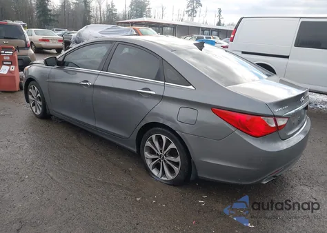 2013 Hyundai Sonata Limited 2.0T z USA, uszkodzony, nr VIN 5NPEC4AB2DH591655